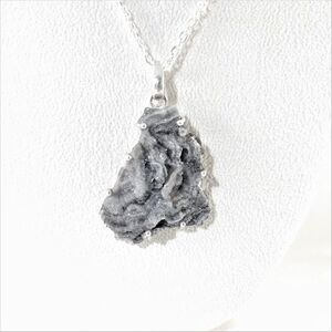 Druzy Pendant Necklace Silver Plated Chain